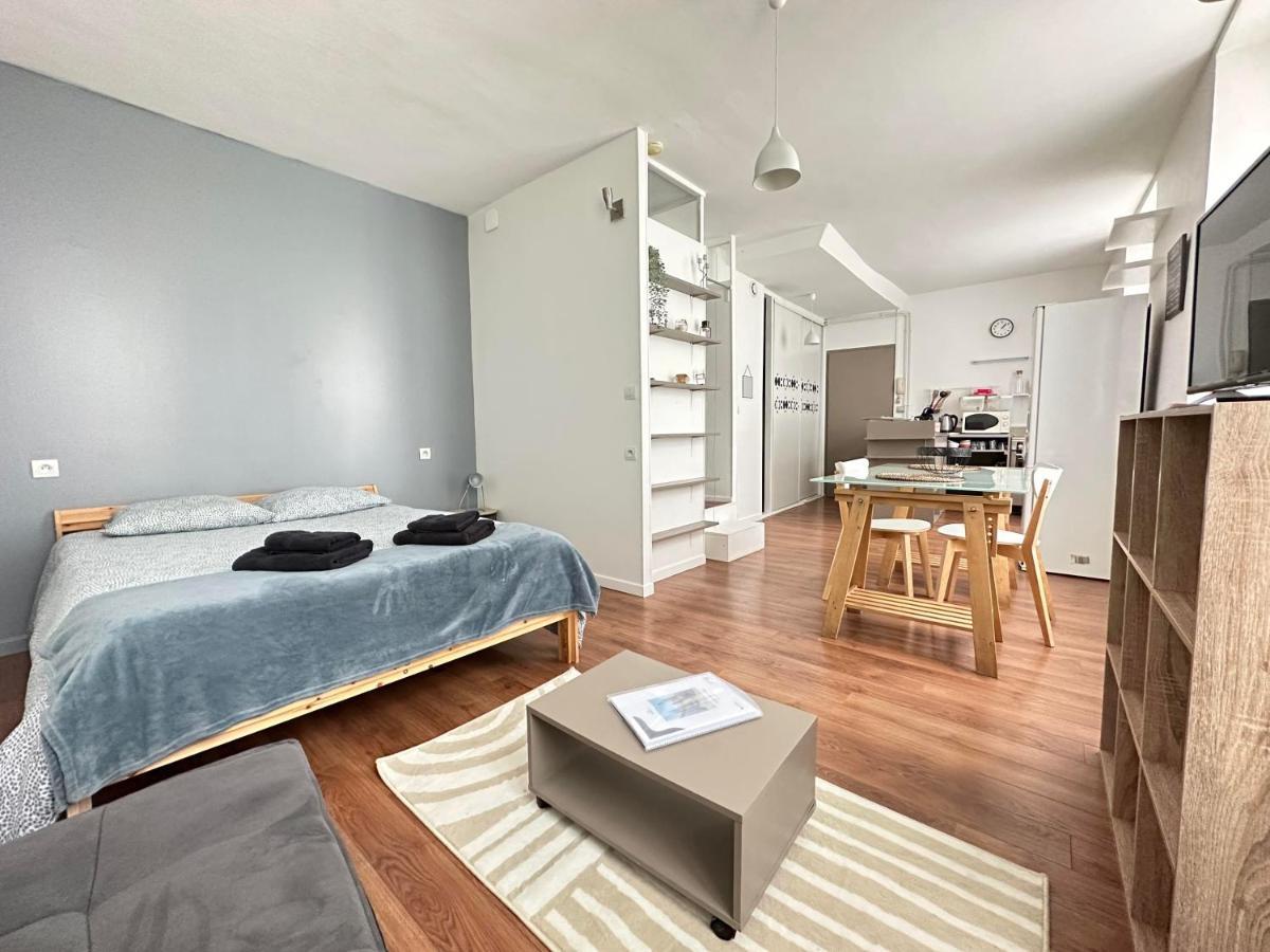 Studio Green Velvet Apartment Лаон Екстериор снимка